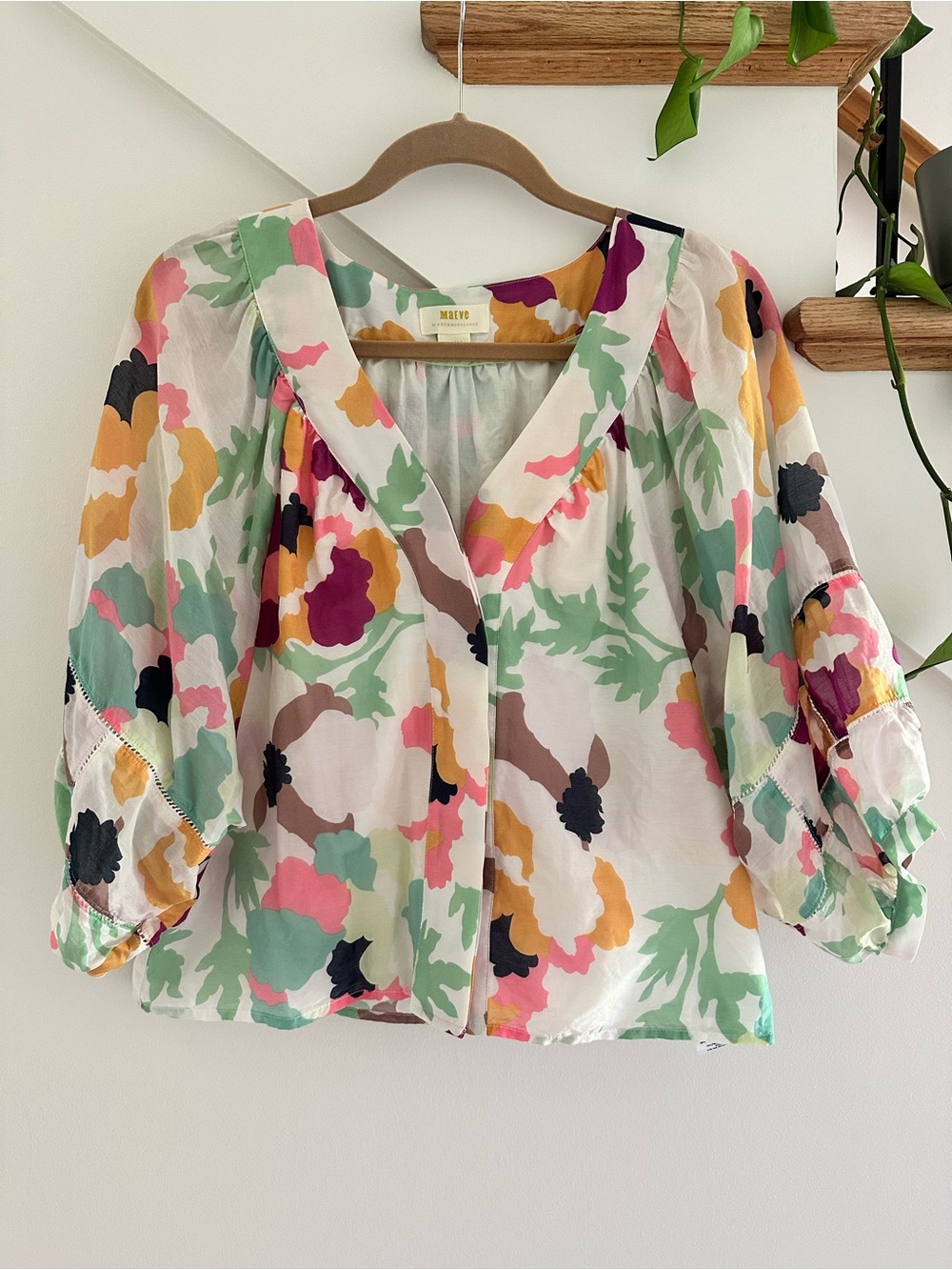 Maeve Floral V-Neck Puff Sleeve Blouse in Multicolor